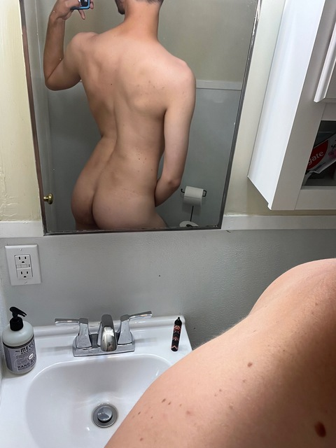 andrewswanson onlyfans leaked picture 1