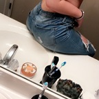 View ashleysmashh (Ashley) OnlyFans 49 Photos and 32 Videos gallery 

 profile picture