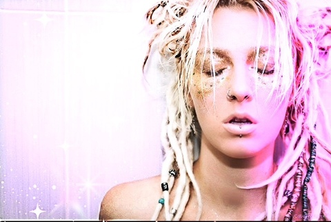 Header of backpacker_billie