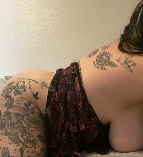 bbwcrystalbluvip onlyfans leaked picture 1