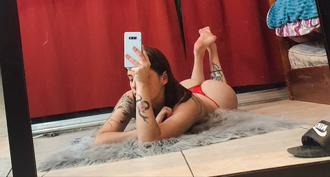 beelxx onlyfans leaked picture 1