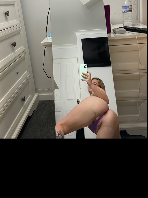 biggassonlyy onlyfans leaked picture 1