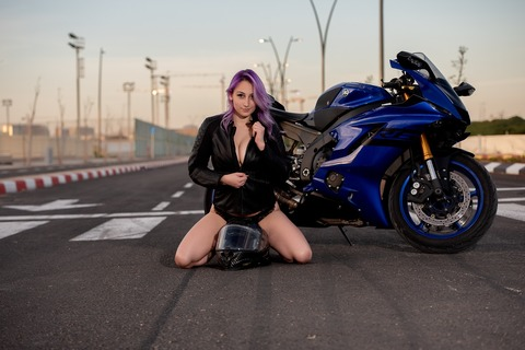 Header of bikergirl99