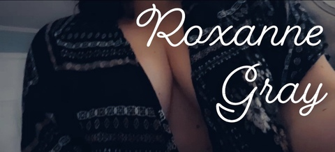 Header of curvyroxanne