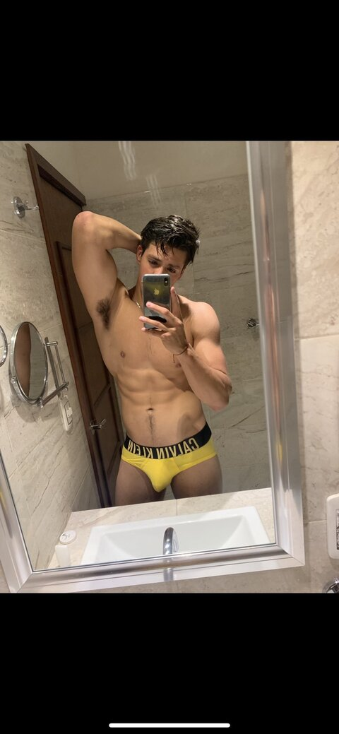 danpadillamx1 onlyfans leaked picture 1