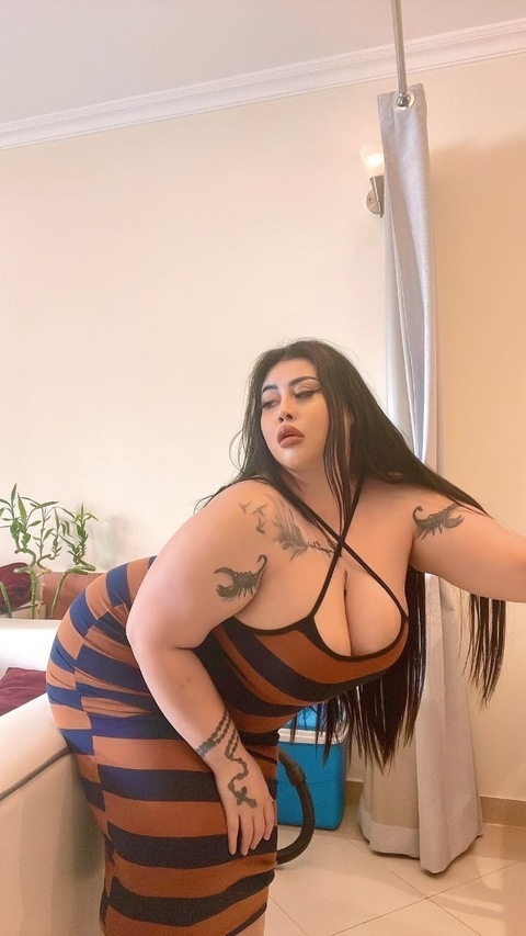 dxbyuna19 onlyfans leaked picture 1