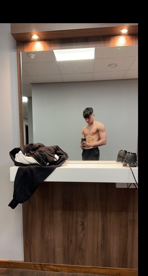 edbeaufoyof onlyfans leaked picture 1