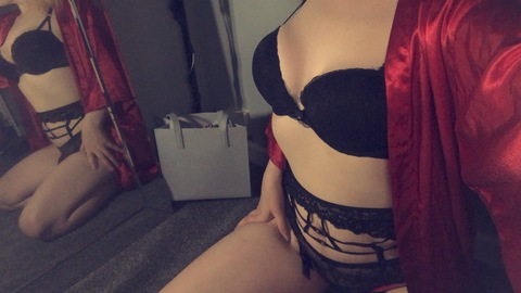 emilyho23904046 onlyfans leaked picture 1