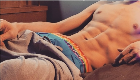 Header of gay_twink_guy