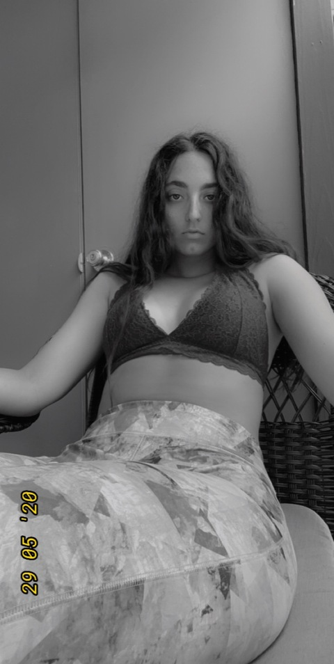 graceevelyn onlyfans leaked picture 1