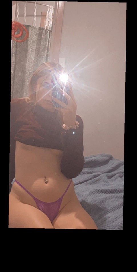 heyitskhloe01 onlyfans leaked picture 1