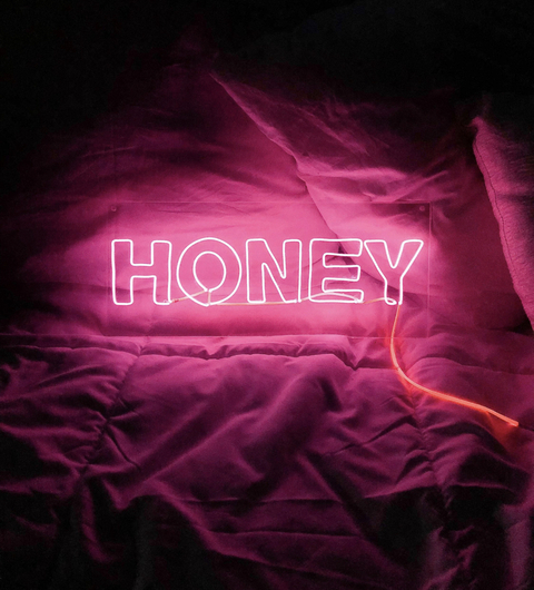 Header of honeybunii