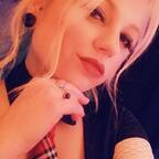 View kellie420 (KellieKat) OnlyFans 103 Photos and 32 Videos for free 

 profile picture