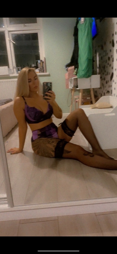 laurenej92 onlyfans leaked picture 1