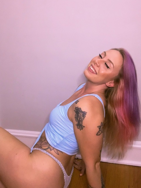 laynieluck onlyfans leaked picture 1