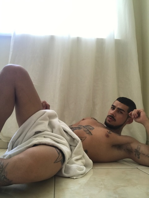 luciannoqueiroz onlyfans leaked picture 1