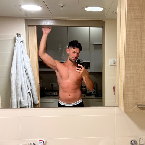 michaeleis30 onlyfans leaked picture 1