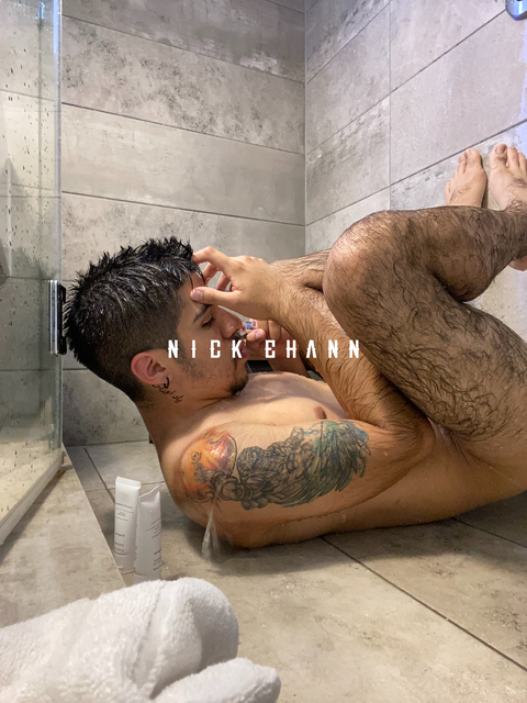 Header of nickehann