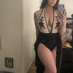 nikki2233 OnlyFans Leaked Photos and Videos 

 profile picture