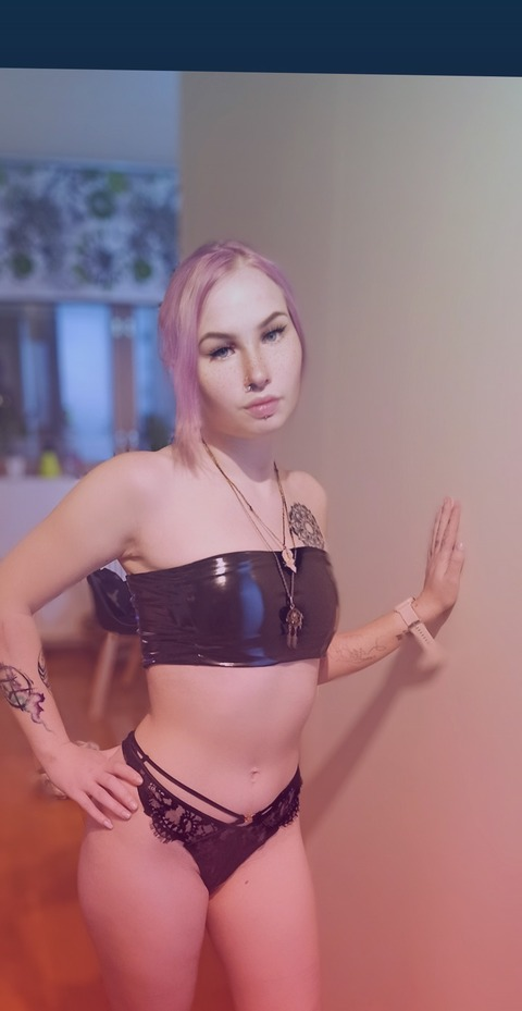 nymphomania666 onlyfans leaked picture 1