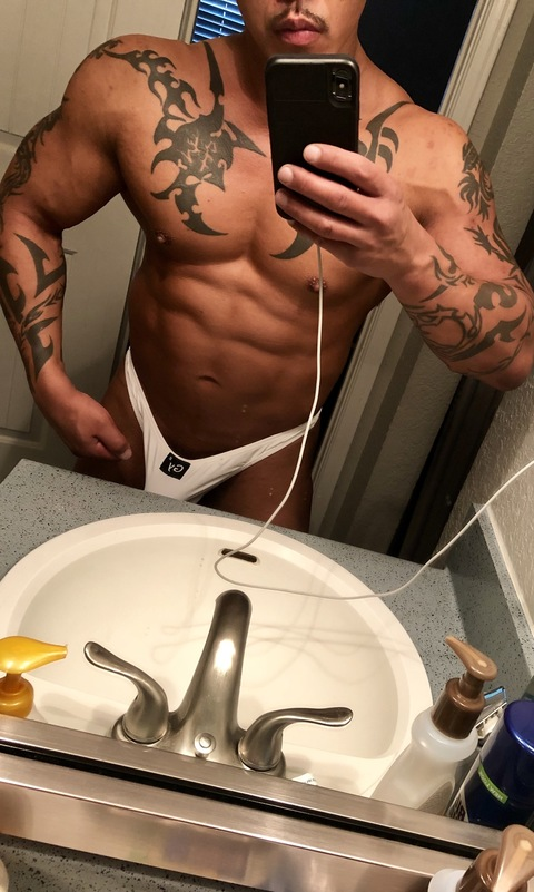 roc5295 onlyfans leaked picture 1