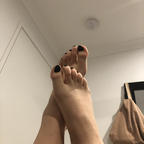 View sexyfeetdailyxo (Sasha Sullivan) OnlyFans 49 Photos and 32 Videos for free 

 profile picture