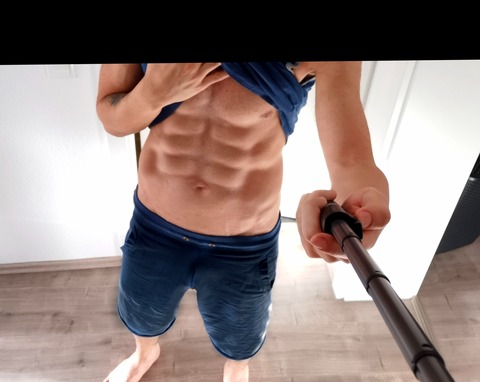 sixpackgermany onlyfans leaked picture 1