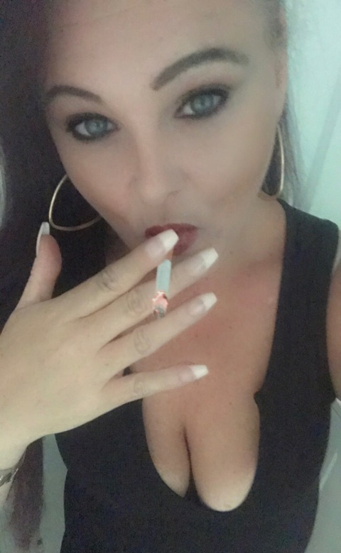 Header of smokingscorpionmistress