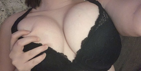 softbigtiddygf onlyfans leaked picture 1