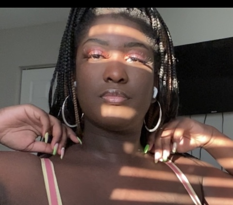 solangeb onlyfans leaked picture 1