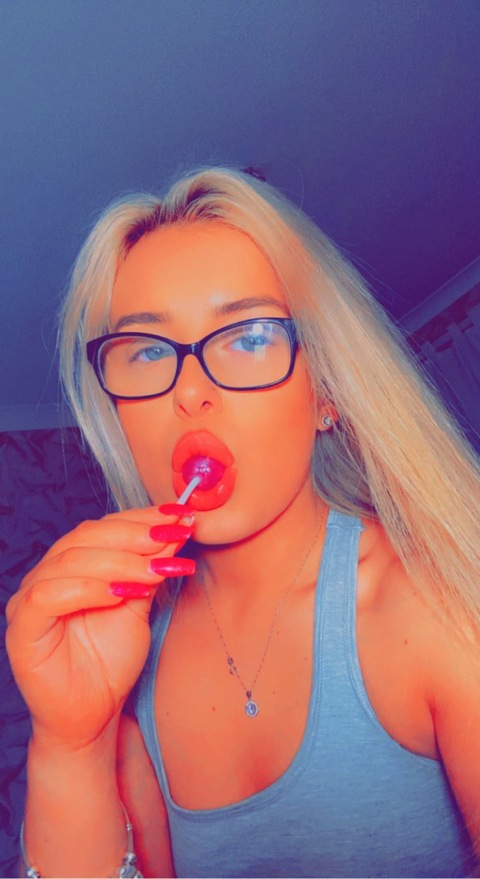 stylishblonde onlyfans leaked picture 1