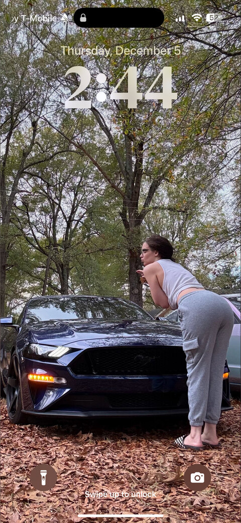 Header of thaofficialkaty