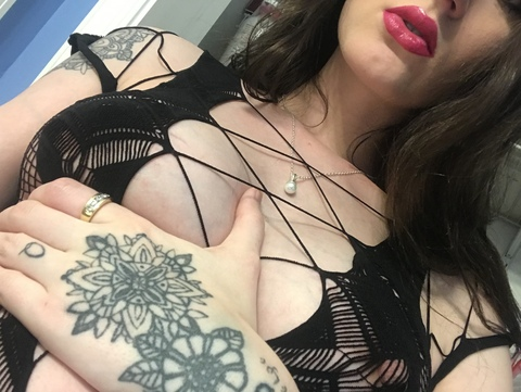 theshylaray onlyfans leaked picture 1