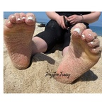 New @tinytoetracy leaked Onlyfans gallery free 

 profile picture