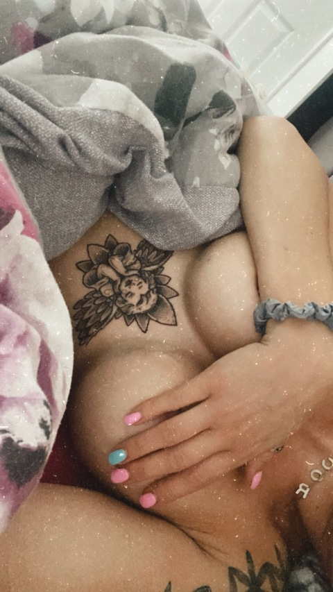 Header of titssandtatts