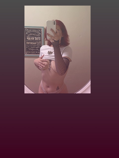 trixx.222 onlyfans leaked picture 1