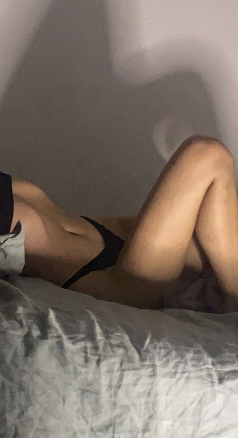 violet.lily onlyfans leaked picture 1