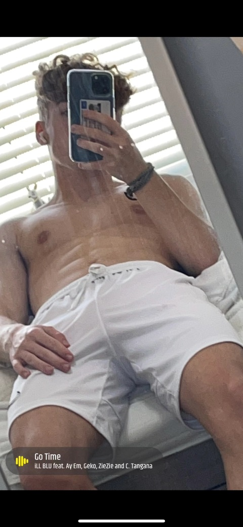 walshy664 onlyfans leaked picture 1