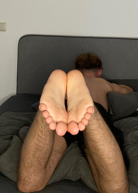 youlovemyboyfeet1 onlyfans leaked picture 1